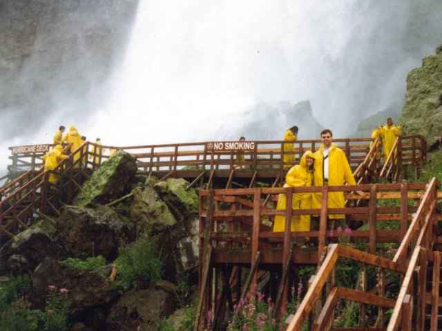 [ American Falls ]