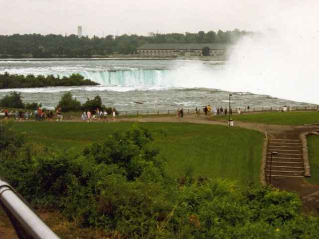 [ Horseshoe Falls ]